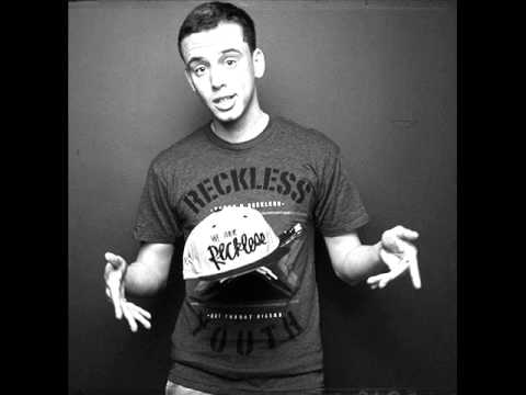 Logic -- Common Logic sottotitoli in italiano (Young Sinatra: Welcome to Forever 2013)