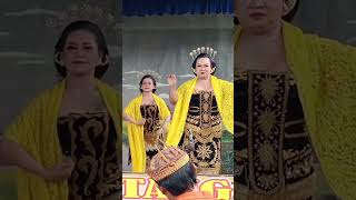Download lagu tari Remo gaya putri ludruk Dwi taruna#ludruk#shorts mp3 Download lagu tari Remo gaya putri ludruk Dwi taruna#ludruk#shorts mp3