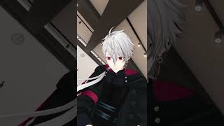 #YTFF にむけて練習中の #葛葉 さんから自撮りレポートが届きました🤳 当日着る衣装をチラ見せ…！👀🖤 @Kuzuha