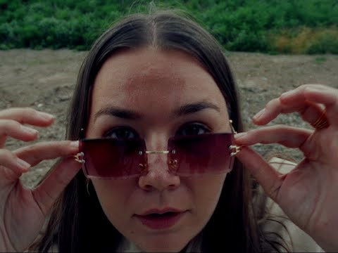 Szim x Yo Johnny - Hæld I (Officiel Musikvideo)