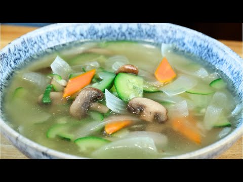 Easy Chinese Vegetable Soup with Zucchini (and a "Secret" Seasoning)