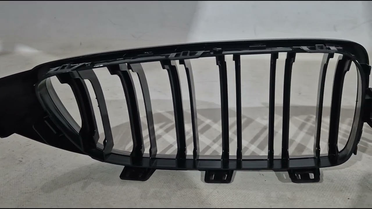 BMW 4 серия F32/F33/F36 2012-2020 гг. Ноздри M-Look (Черный Глянец) Video 1