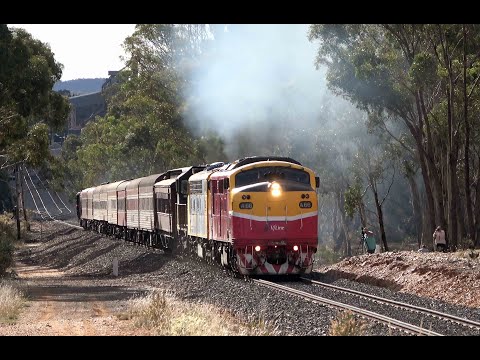 CLAG! DIESELS GROWLING UP THE GRADES - 707 Operations The Grainlander - A66 S306 H5