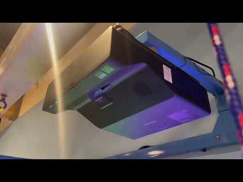 Epson Business EB760W Projector