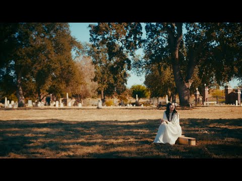 joyyce - "someone to talk to" (Official Music Video)