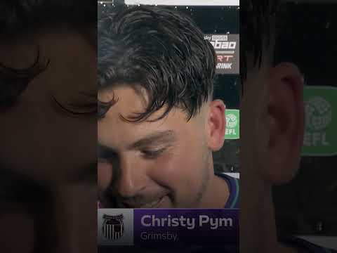 "I'm a Man United fan so I'm half fuming" 😂