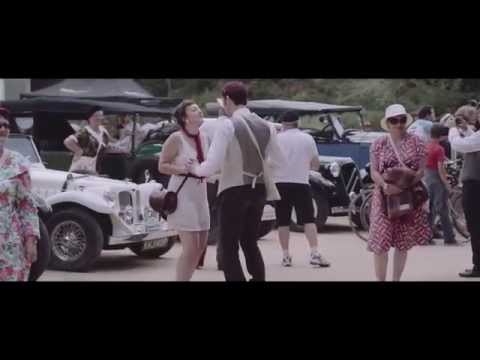 Anjou velo vintage-Raymon Lazer & red bull boom bus