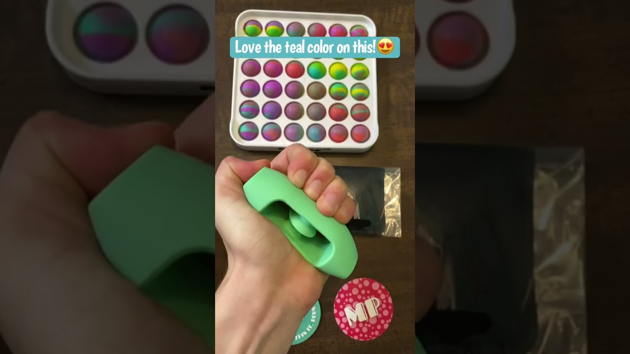 Mrflipfidgets review!!😱 #fidgets #shorts #asmr