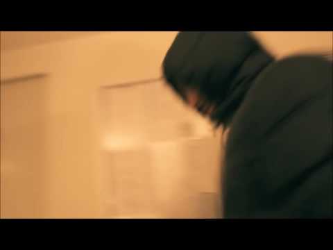 Kapten Röd & Aki - När Solen Går Ner ( Official Video ) + Lyrics