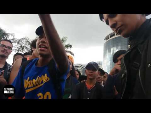 CRV - Ken Zingle vs Vicoflow - 16to Final - #DeVueltaAlFreestyleCrvVol1