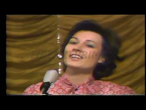 Il Bottegone di Narciso Parigi Christina O'Sullivan in I'll fever fall in love again. Canale 48. '80