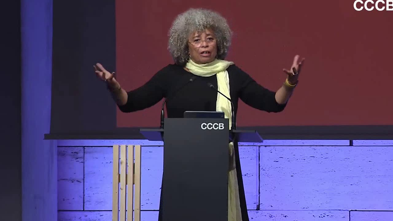 Angela Davis Criticizes "Mainstream Feminism" / Bourgeois  Feminism