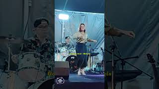Download lagu Dia punya goyang bikin abang bimbang.. Goyang Inul - Balqis BH Band mp3 Download lagu Dia punya goyang bikin abang bimbang.. Goyang Inul - Balqis BH Band mp3