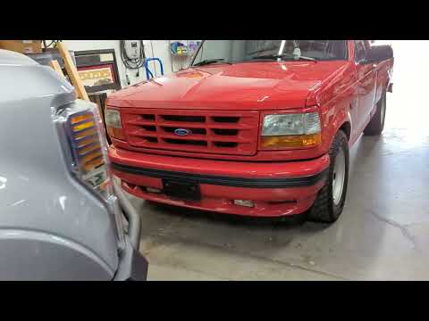 1993 Ford F-150  Lightning Panel Gap Comparison