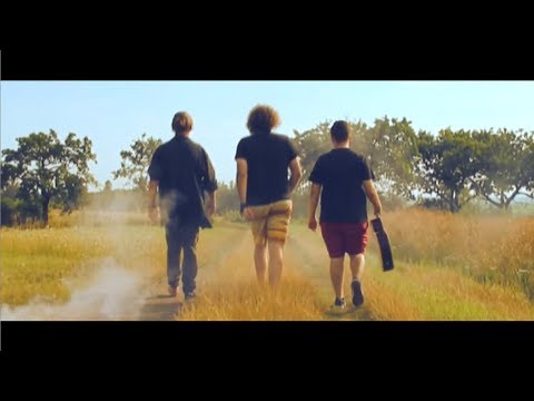 KÁMO - Touhle cestou (Official Video)
