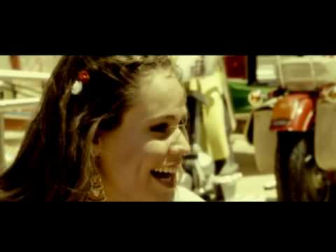 Deazy - Toen ik jou zag staan ft. Kempi (Official Musicvideo).flv