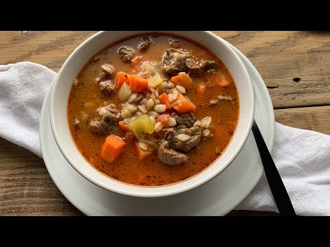 Sopa de cebada con carne de res