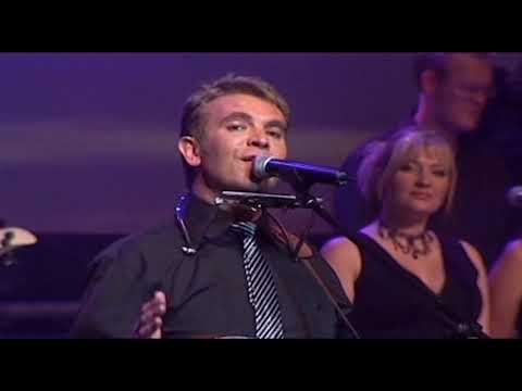 Theuns Jordaan - Beautiful In Beaufort Wes (LIVE)