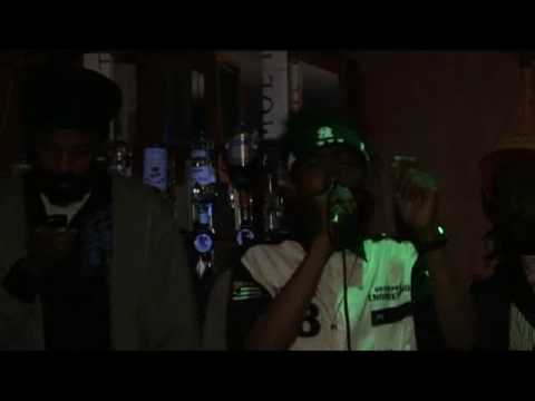 Mr.Williamz jamming "Be Yo'self" and "Hustle Everyday"  with live band at one stop