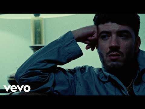 Gianni Bismark - Tutto Apposto (Visual Video)