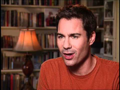 Eric McCormack Talks About Drunk People at Karaoke Bars