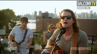 THE LAST ROYALS - CRYSTAL VASES (BalconyTV)