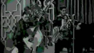 Bill Haley & His Comets ::::: Yakety Sax.