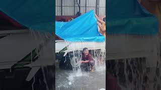 Download lagu Zain ribut minta hujan hujanan walau masih di pasar mp3 Download lagu Zain ribut minta hujan hujanan walau masih di pasar mp3