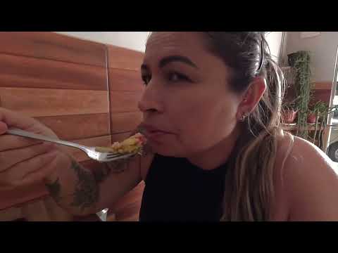 Encontramos uma Pamonharia em Petrolina de goiás que vende uma pamonha deliciosa 