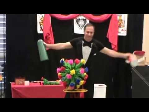 BLOOMING BOUQUET AND BOTANIA - Rene Teboe Magic