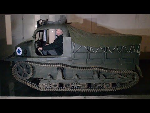 Renault TRC 36R start up and drive