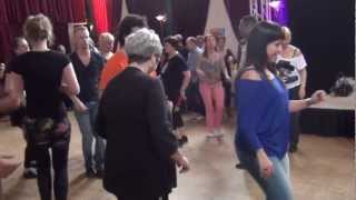 preview picture of video 'Dancing Rueda de casino with Juan Carlos at VIVA CUBA III'