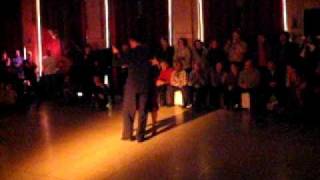 Alessandra Rizzotti Esteban Moreno Milano Galleria Meravigli 11-12-09 005.avi