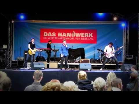 JOHN TENNIS - No One (live Maiwoche Osnabrück 2012)