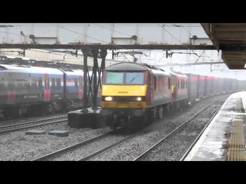 90039/90020 4m25 Coatbridge - Daventry modal, 30th December 2015
