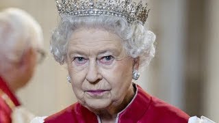 Ridiculous Jobs Queen Elizabeth Actually Has Her Staff Do