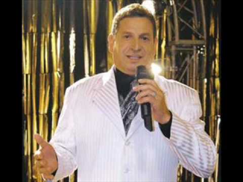 Entre humo y cerveza-dario gomez.wmv