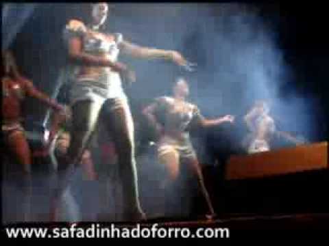 Uma Cerveja Pra Lavar - Garota Safada