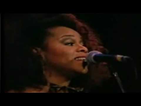 Mike Batt feat. Julian Lennon - The Escapade (from The Hunting Of The Snark/ TV 1987)