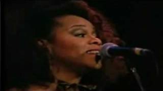 Mike Batt feat. Julian Lennon - The Escapade (from The Hunting Of The Snark/ TV 1987)