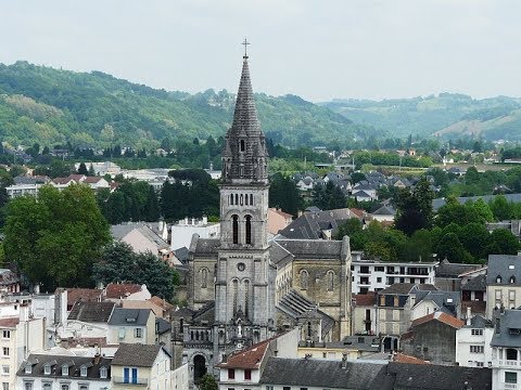Places to see in ( Lourdes - France ) Sacre Coeur Parish Church
