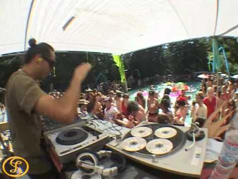 David Starfire   Live Rain Dance camp out 2010