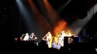 Neil Young - Milwaukee 2015 - Walk On - Promise of the Real