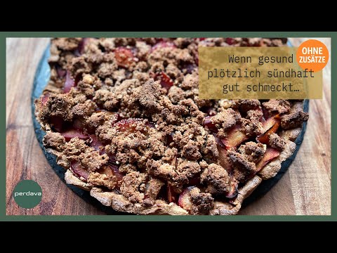 Wenn gesund plötzlich sündhaft gut schmeckt – veganer Pflaumenkuchen mit Buchweizen & Kokos Streus