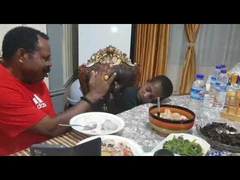 hebatnya Abraham Yeimo makan malam bersama bapak bupati nabire