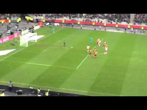 Cavani but ( Lens - Psg )