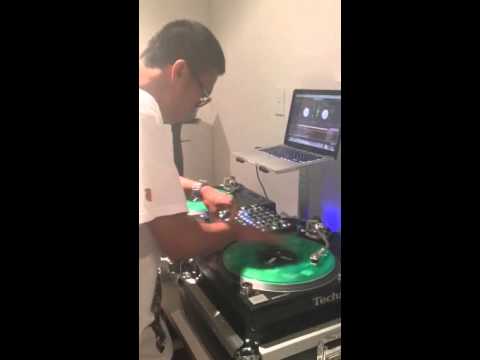 DJ D-KUTZ scratch session