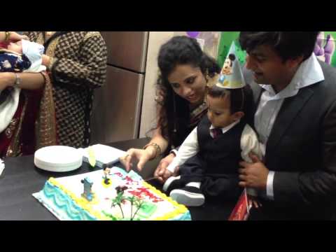 Saiansh 1st bday party - Cake cutting