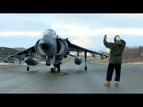 USMC Harriers Arrive In Norway  - CR22