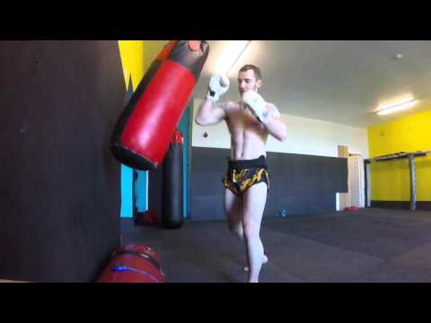 Bagwork demonstration by Lionheart trainer Tony